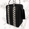 bagaglio a mano sakura versione borsa colore nero su sfondo fiori sakura