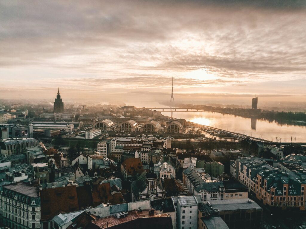 vista aerea sulla città di Riga in Lettonia